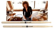 Baqueta Promark Signature Tommy Aldridge PW2SW Padrão 2B mais comprida em OAK Japonês (020446)