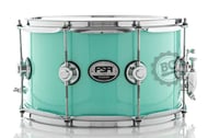 Caixa FSA Standard Mahogany Ciano Metallic 14x8" casco híbrido com canoas inteiriças e revestimento especial