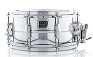 Caixa Hard Beat Classic 12x6" em Steel Shell com Aros Powerhoop 2.3mm e abafador interno HBSS1206