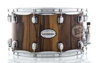 Caixa Zellmer by Spanking Ascending Black Wood 14x8" com abafador interno e casco em Basswood