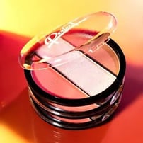 Paleta Multifuncional Perfect Contorno, Blush e Iluminador- Bella Femme Cosméticos