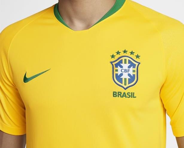 Camisa Nike Brasil 2018/19 Torcedor Estádio Masculina