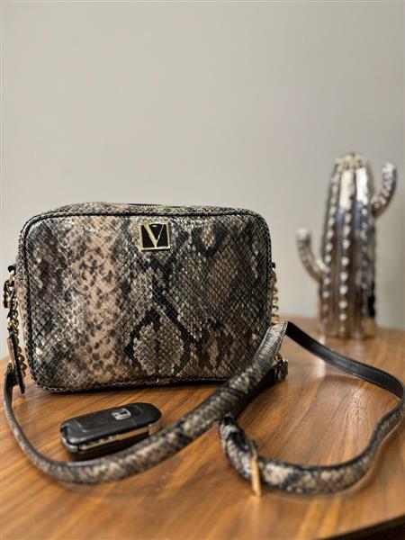 Bolsa Cross Body Victorias Secret Com Zíper Cobra : Bolsas|Buymee