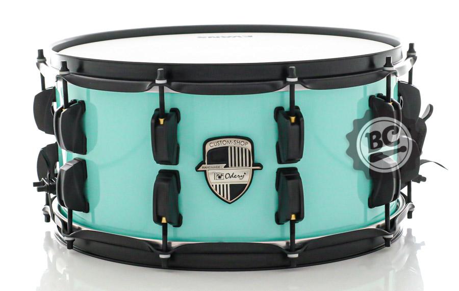 Caixa Odery Custom-Shop Surf Green Lacquer 14x7" Araucaria com casco 24mm Black Satin Hardware