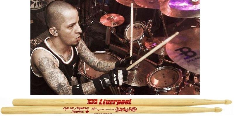 Baqueta Liverpool Special Signature Marfim Renato Siqueira (Padrão 5B comprida) EX-160 Its All Red