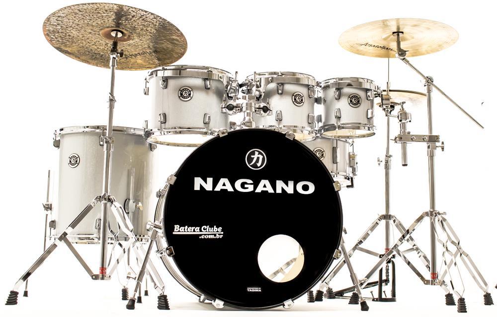 Bateria Nagano Garage Rock Silver Sparkle 22",8",10",12",16" com Banco e Peles Duplas