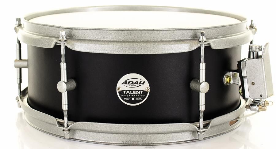 Caixa Adah Talent Series Matte Black 12x5" com Aros 2mm e Casco em Lyptus Saligna BTSC-02122