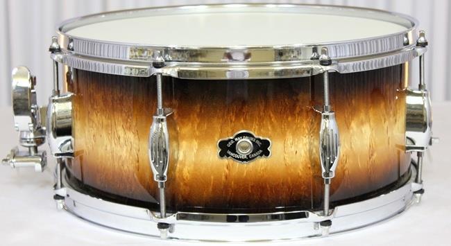 Caixa George Way The Studio Milk Maple 14x6,5" Made Canada