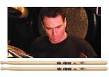 Baqueta Vic Firth Signature Terry Bozzio "Padrão 5B/5A" (1147)