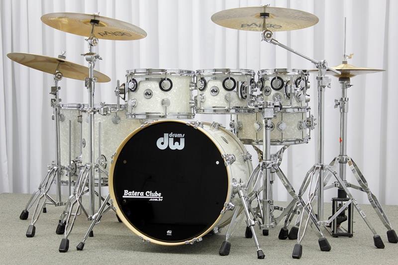 Bateria DW Collectors Maple Finish Ply Ultra White Marine 20",8",10",12",14",16"