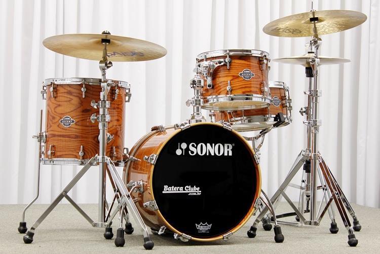 Bateria Sonor Ascent Beech Natural Lacquer Jazz Set com Bumbo 18" e Kit de Ferragens
