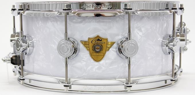 Caixa DW Classics Series Classic Marine 14x6" Made USA com Cascos Híbridos em Mogno e Maple