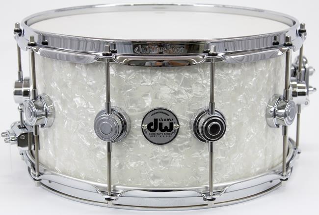 Caixa DW Collectors Maple Ultra White Marine 14x7" Made USA com Aros TrueHoop 3.0mm