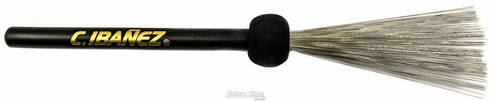 Vassourinha de Cajón C. Ibañez Steel Brush com Pescoço para Som Grave e Cerdas de Aço (Made in USA)