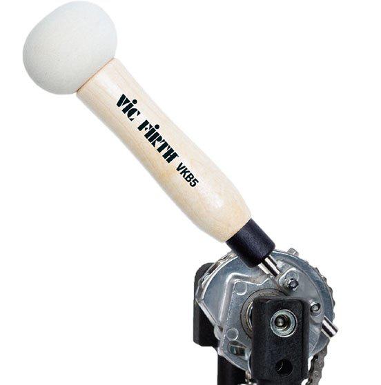 Batedor de Bumbo Vic Firth VKB5 de Madeira com ponta de feltro Wood Shaft by Peter Erskine (15493)