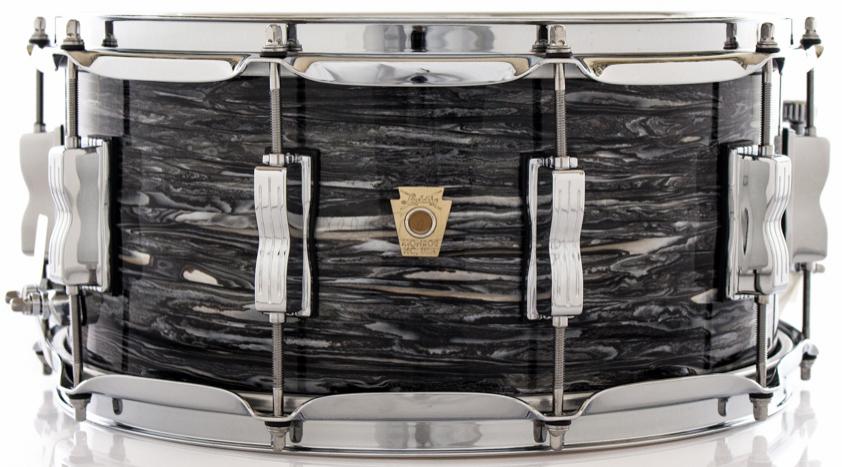 Caixa Ludwig Classic Maple Black Oyster 14x6,5" com Automático Millennium P88AC Made USA