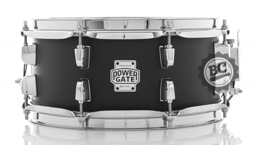 Caixa Michael Power Gate Stage Jet Black 12x5,5" com aros PowerHoop, acabamento preto fosco PGS1255