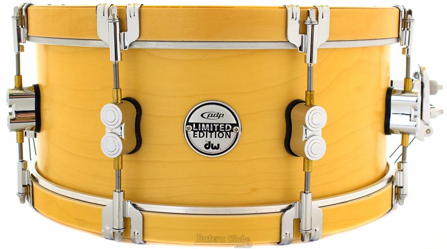 Caixa PDP by DW Specialty Maple Limited Classic Wood Hoop 14x6" com Automático DW Mag
