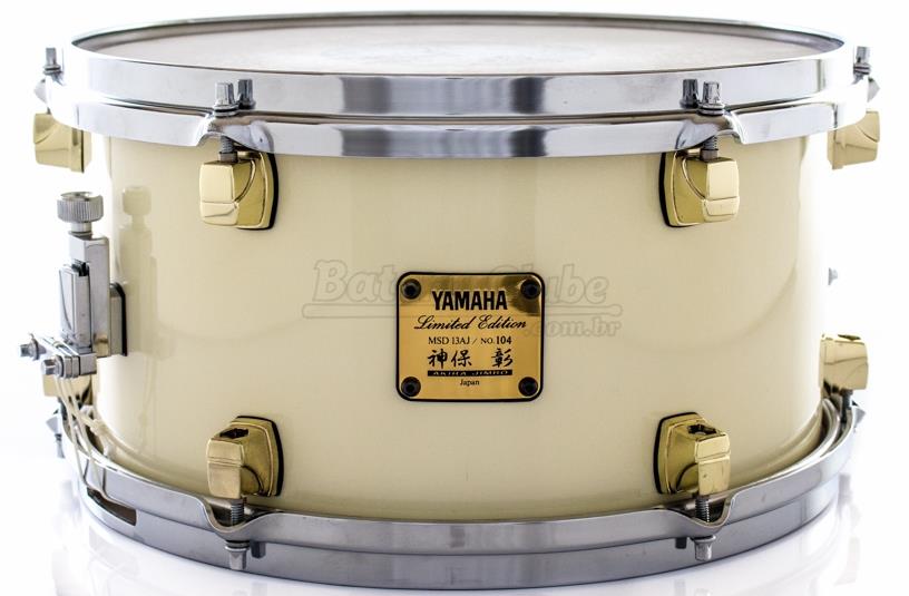 Caixa Yamaha Signature Akira Jimbo Limited White Sparkle Beech 13x7" Japan US$ 599 (Acervo)
