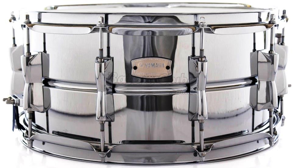 Caixa Yamaha Stage Custom Chrome Steel Shell 14x6,5" SSS1465 com 10 afinações e canoas inteiriças