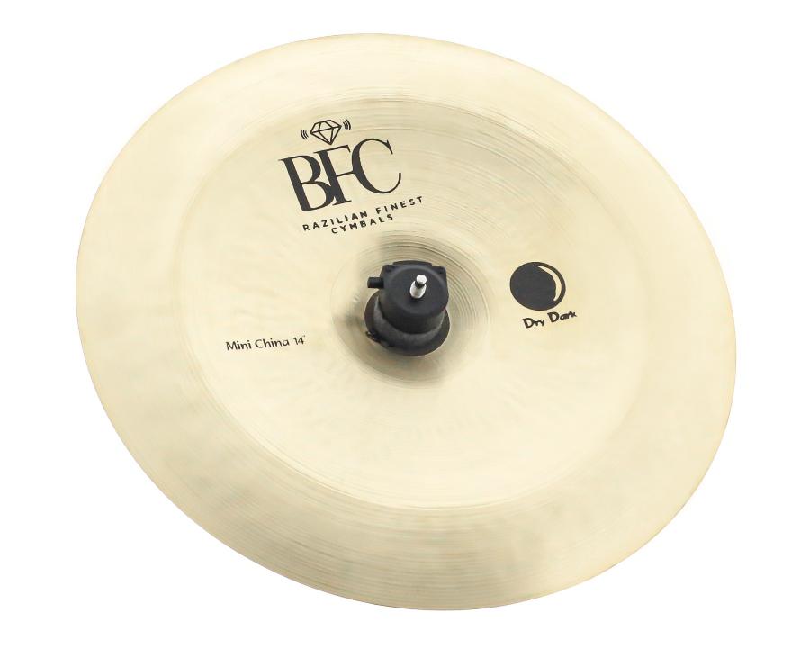 China BFC Brazilian Finest Cymbals Dry Dark Mini China 14" DDCH14 em Bronze B20