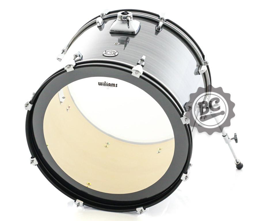 Pele Williams Density W1SC Clear com Anel 22" transparente para bumbo com anel abafador W1SC-188-22