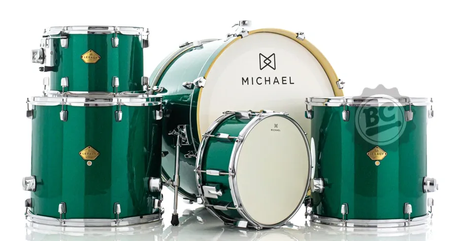 Bateria Michael Legacy Rock Sparkle Green SGR (Shell Pack) Bumbo 24", tom 13", surdos 16" e 18" e caixa