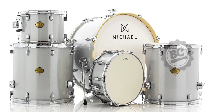 Bateria Michael Legacy Rock Sparkle Silver SSR (Shell Pack) Bumbo 24", tom 13", surdos 16" e 18", caixa