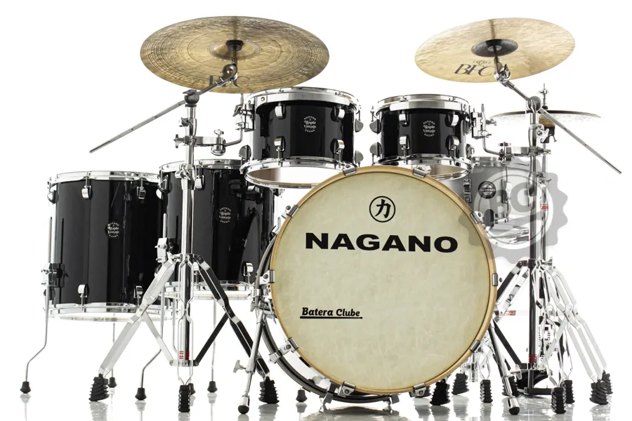 Bateria Nagano Maple Vintage Piano Black 22",10",12",14",16", caixa Aluminum Die-Cast 14x7" e Ferragens