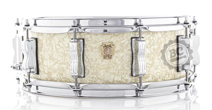 Caixa Ludwig Classic Maple Vintage White Marine 14x5" automático Millennium P88AC Made in USA