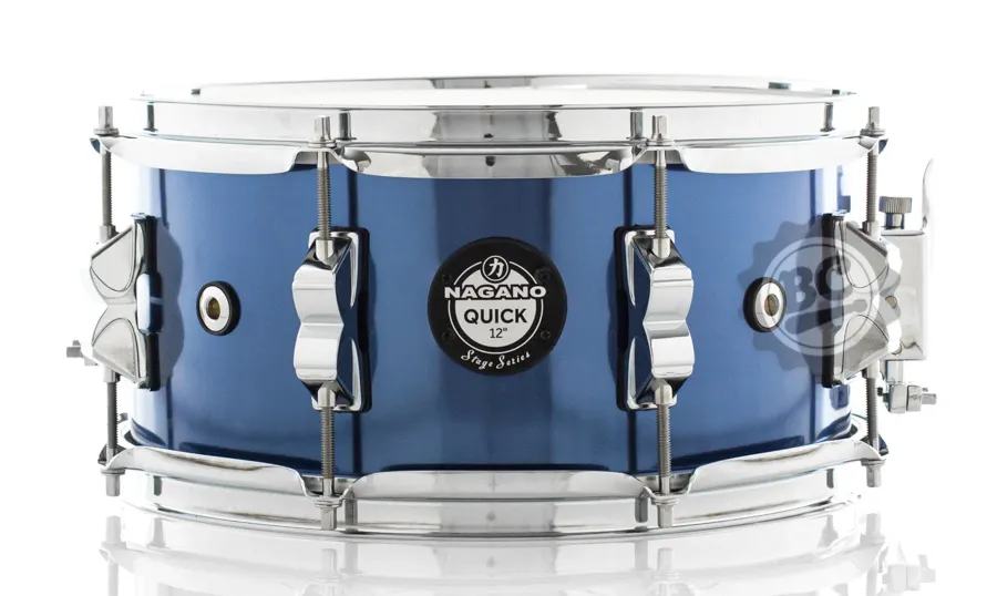 Caixa Nagano Stage Series Quick Blue Racing BLR 12x6" com 8 afinações e 4 respiros de ar