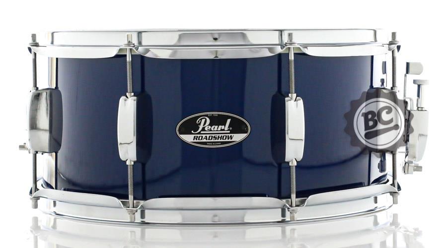 Caixa Pearl Roadshow Royal Blue Metallic 14x6,5" com Aros Triple Flange e 8 Afinações