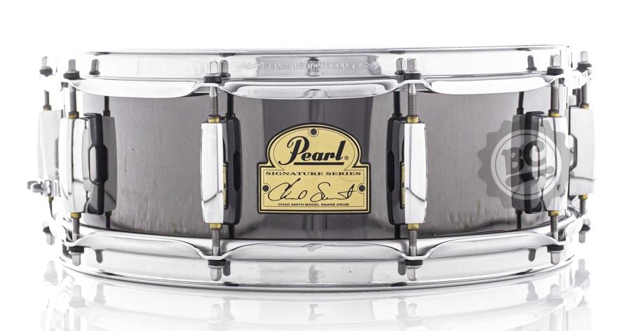 Caixa Pearl Signature Chad Smith 14x5" Nickel Steel Shell (Red Hot Chilli Peppers) Seminova