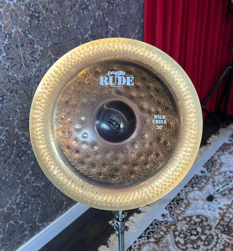 China Paiste Serie Rude Wild China 20" Rude WCH-20 (Promoção)