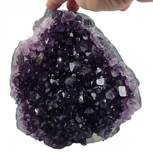 PEDRA ENORME DRUSA AMETISTA !!  Minerals and gemstones, Crystals