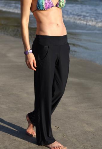 Saída de Praia calça em Lycra Leve: Estilo e Conforto para o Verão