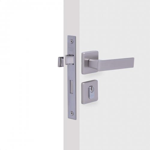 コマたろう出品　10/11 Fechadura Externa Quadra com Roseta ZM 701-80E - Pado