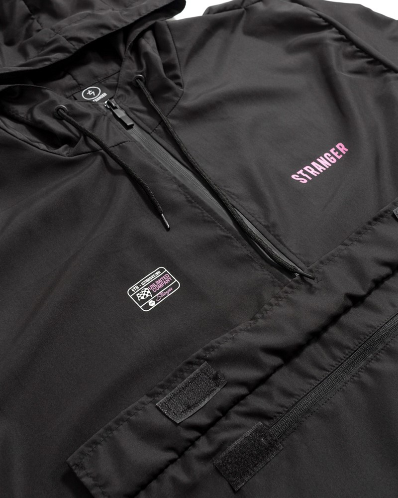 Corta Vento Stranger Racing (Preto) :
