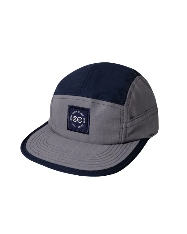 Boné Five Panel Aba Flexível Bolso Lateral Good Times Cinza