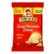 Queijo parmesão ralado