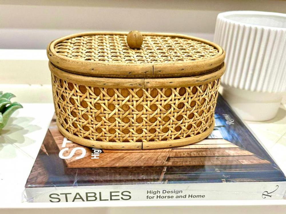 CAIXA DECORATIVA RATTAN E MADEIRA 20X15X10,5CM : DÉCOR : Maya Home
