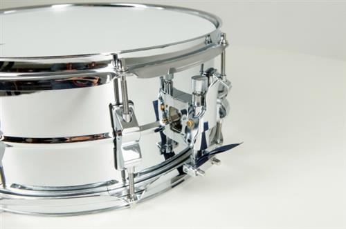 Caixa Nagano Steel StagePhonic 14x6