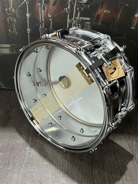 Caixa pinguim alumínio 14x6,5 cromada Ice : Caixas de Baterias