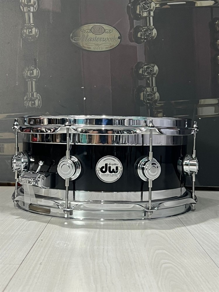 Caixa Dw Collectors Edge 13x07 Black Piano Top das Top (Semi- nova