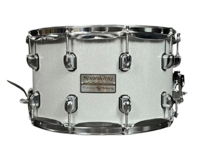 Caixa Spanking 14x8 Worship White Sparkle Modelo 2024 : Caixa Spanking 14x8 Worship White Sparkle Modelo 2024 :