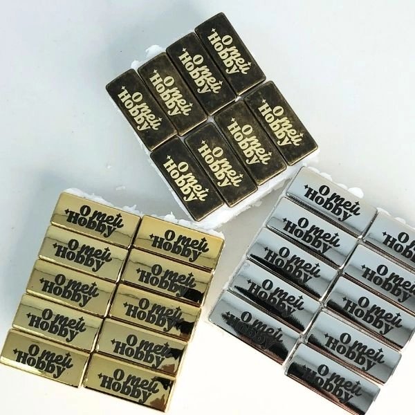 Etiqueta Metal com Garra 2,8x1,1cm