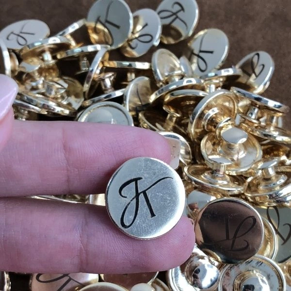Pin Rebite para Chinelo Personalizado