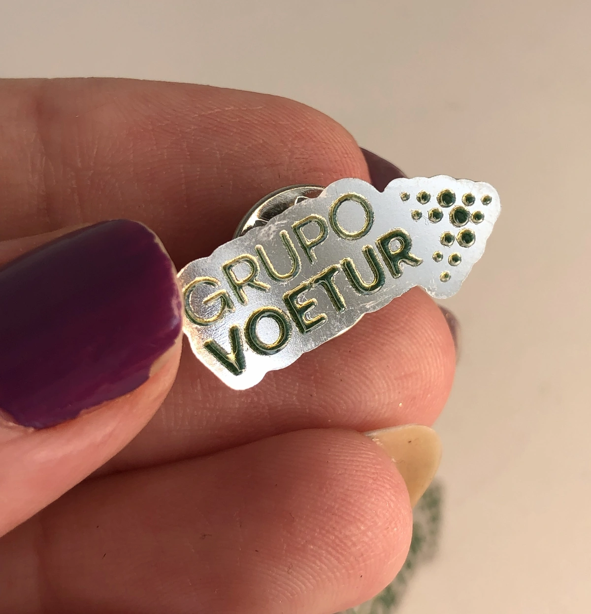 Broche de Metal Formato Personalizado - Linha Premium