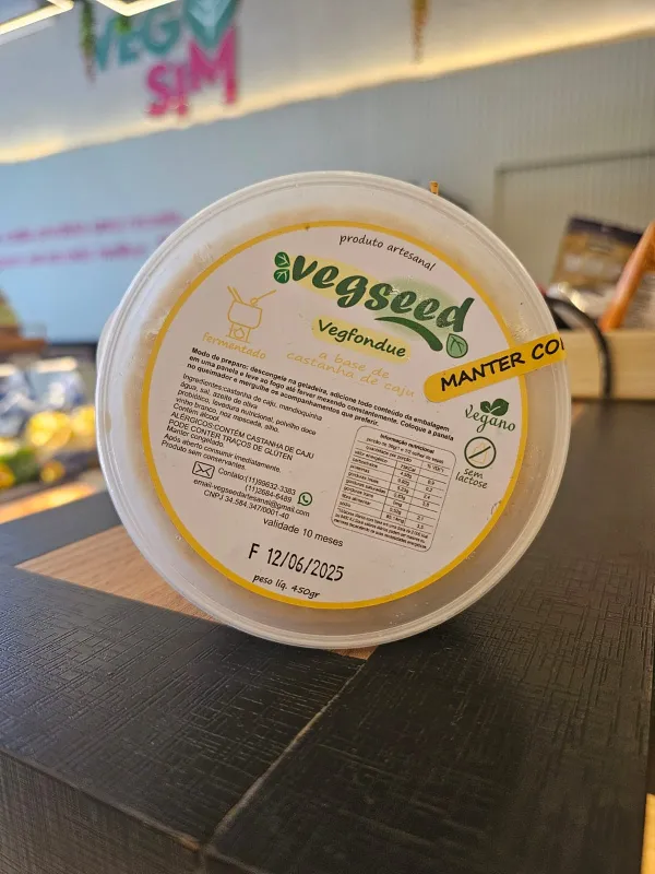Fondue de Queijo Vegetal Vegseed 450g refrig. : CONGELADOS / REFRIGERADOS -  Laticnios Plant-Based - Queijo vegetal : VegSim - Emprio Vegano