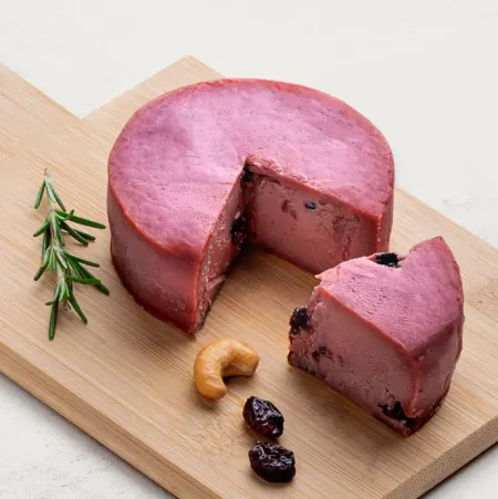 Queijo Vegano De Castanha De Caju E Cranberry Queijos Da Terra 120g refrig.